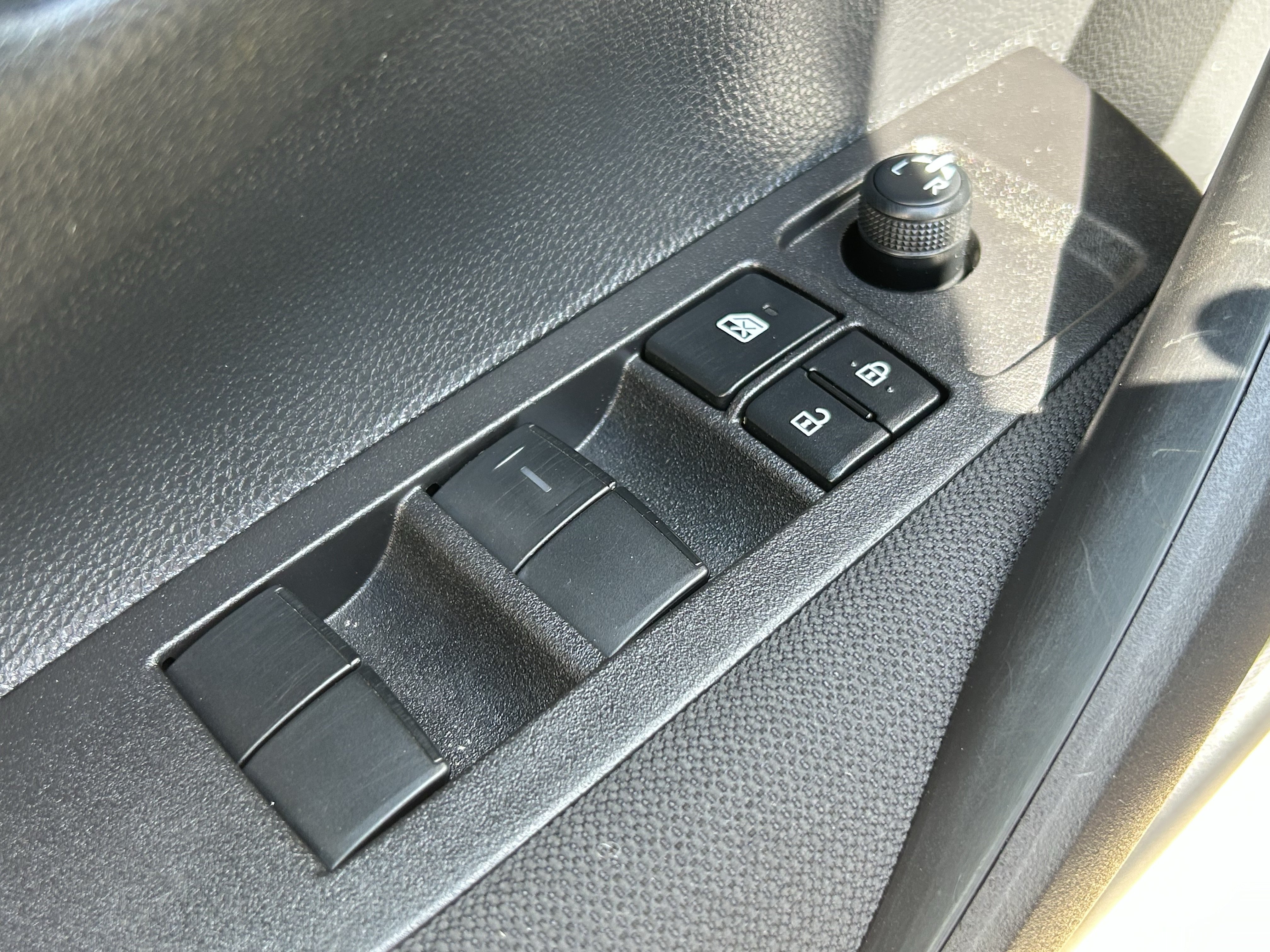 Certified 2025 Toyota Corolla LE FWD image 17