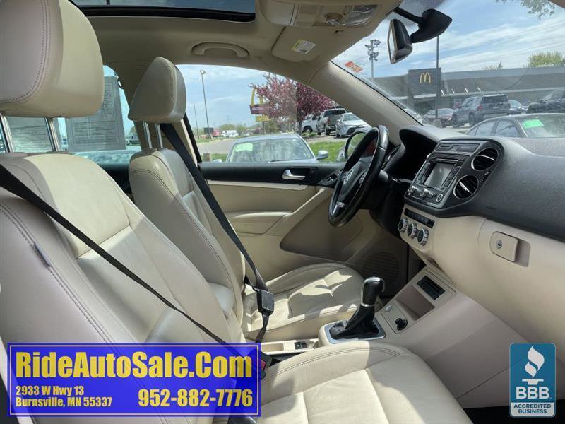 Used 2013 Volkswagen Tiguan S AWD/4WD image 14