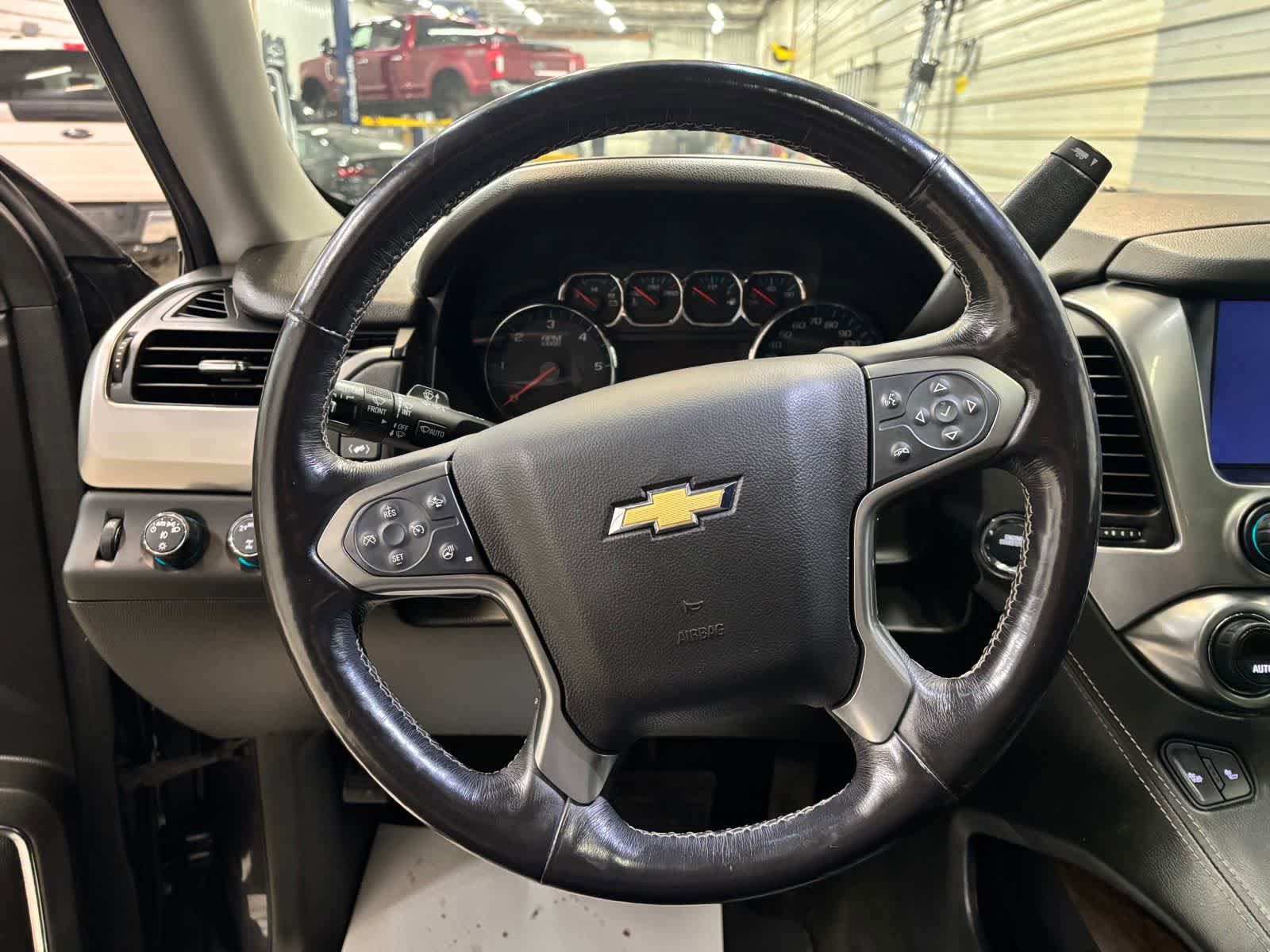 Used 2018 Chevrolet Tahoe LT w/ Luxury Package AWD/4WD image 11