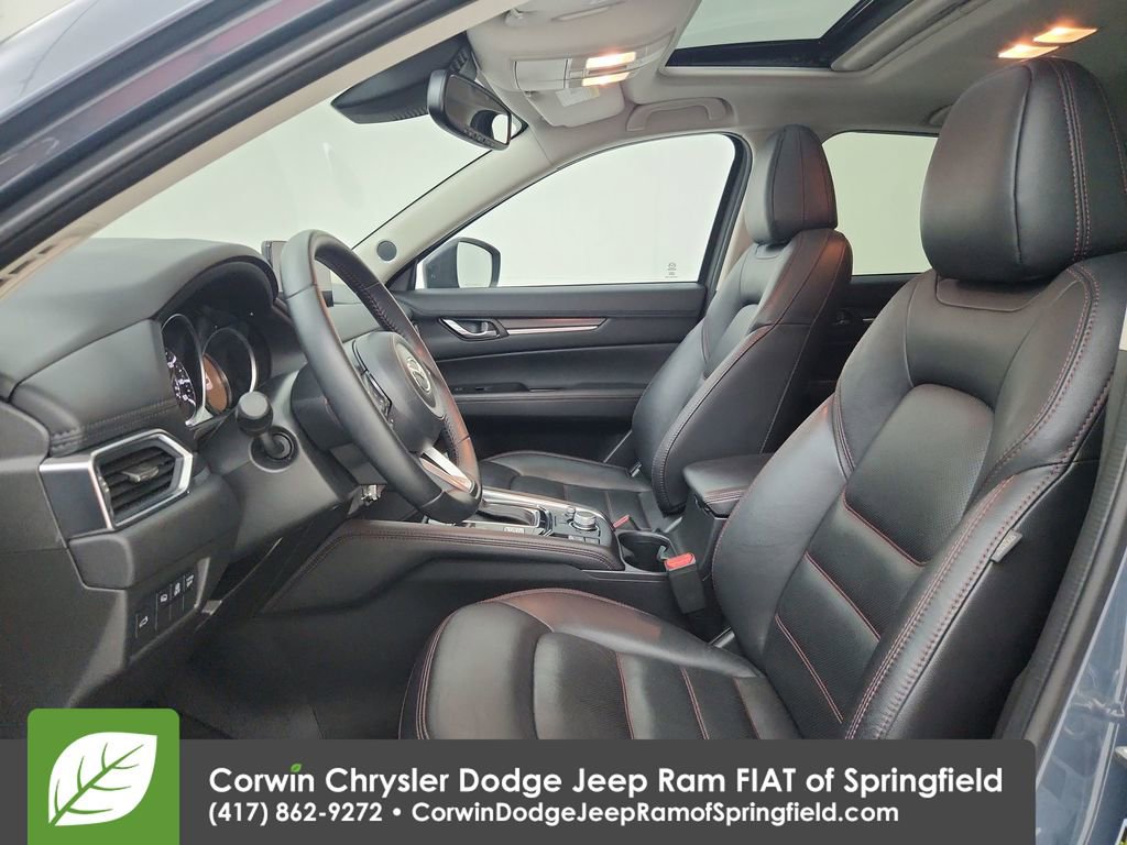 Used 2025 MAZDA CX-5 Carbon Edition image 18