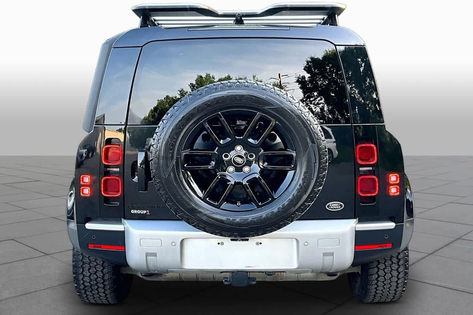 Used 2021 Land Rover Defender 110 S AWD/4WD image 5