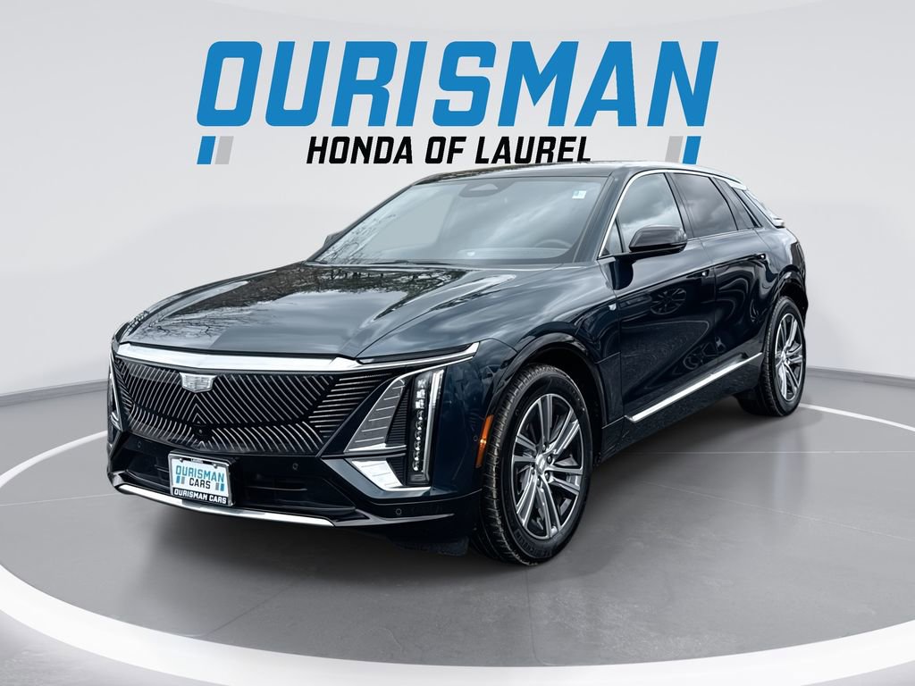Used 2024 Cadillac Lyriq Luxury