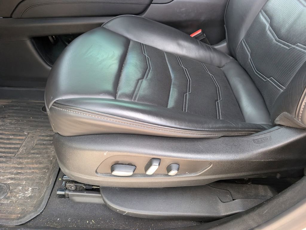 Used 2020 Cadillac XT6 Premium Luxury w/ Platinum Package image 19