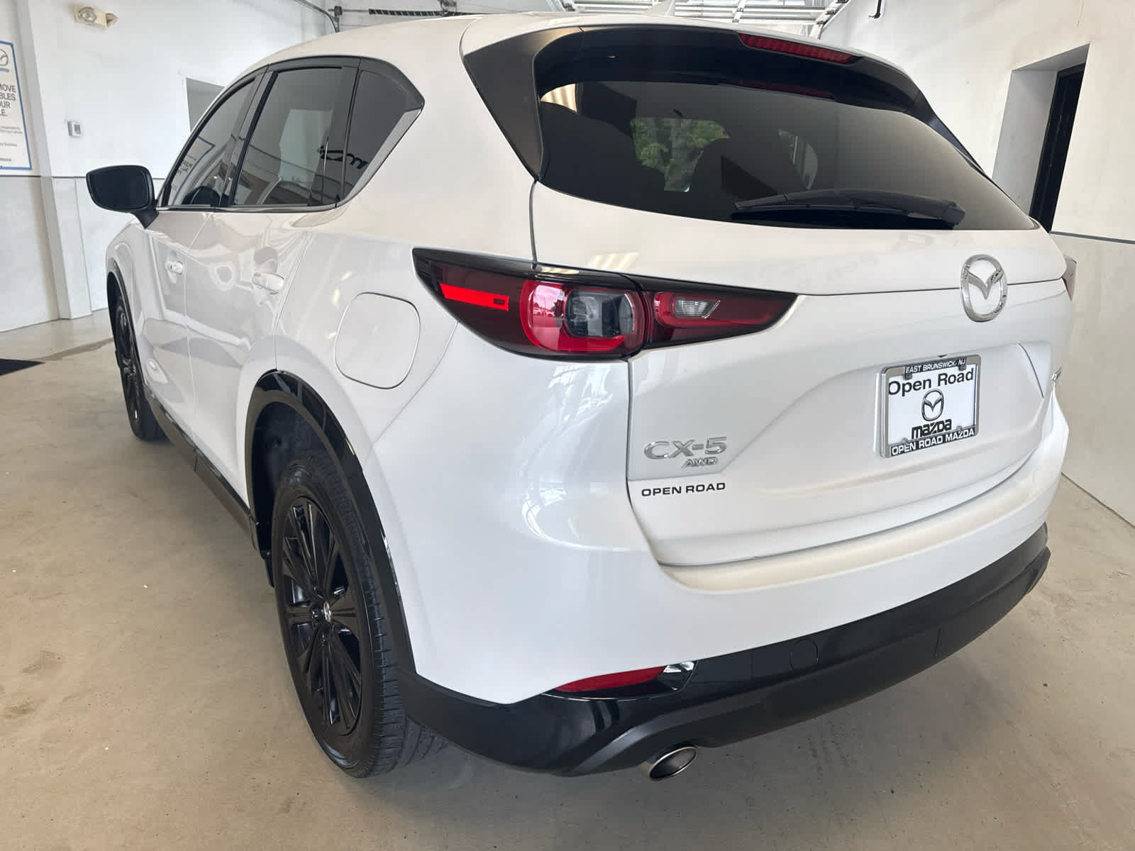 Used 2023 MAZDA CX-5 AWD 2.5 Turbo image 4