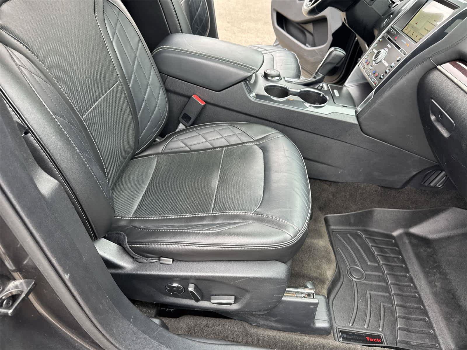 Used 2017 Ford Explorer Platinum AWD/4WD image 19