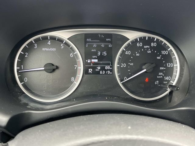 Certified 2025 Nissan Kicks Play S FWD image 35