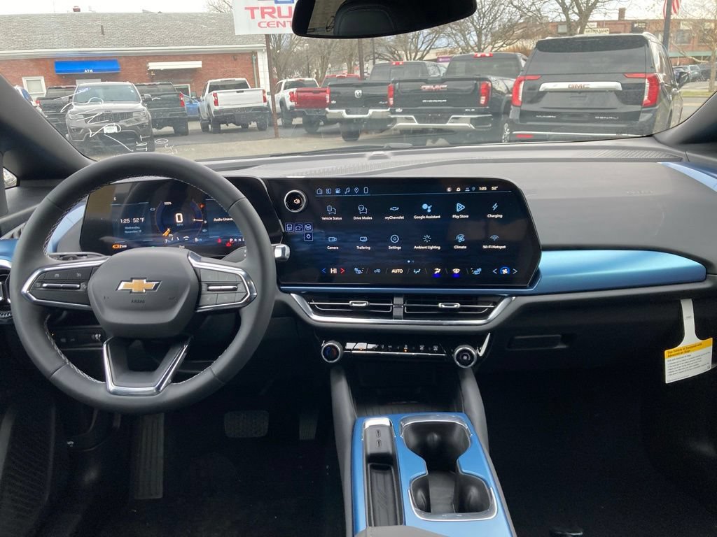 New 2026 Chevrolet Equinox EV LT AWD/4WD image 5