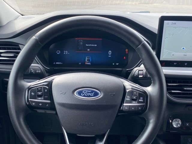 Used 2023 Ford Escape Platinum image 7