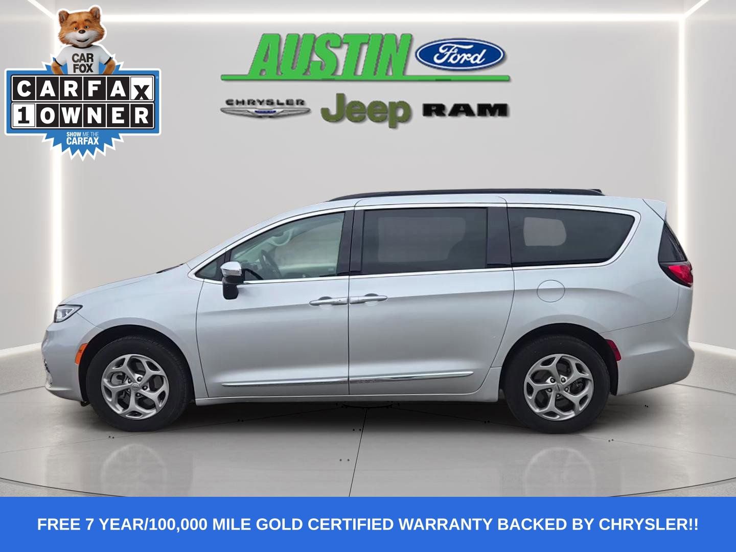 Used 2023 Chrysler Pacifica Limited w/ Trailer Tow Group