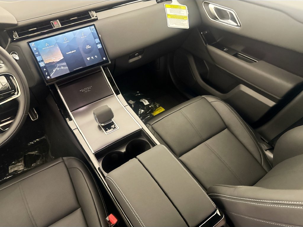 New 2026 Land Rover Range Rover Velar Belgravia AWD/4WD image 24