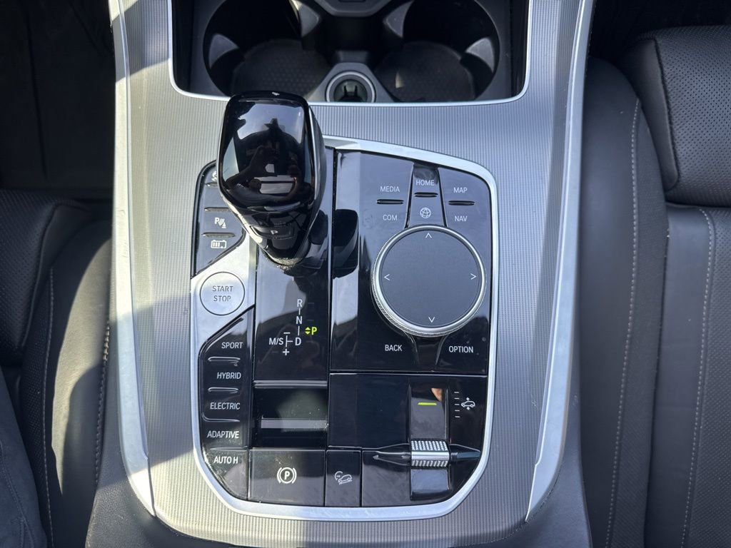Used 2022 BMW X5 xDrive45e w/ M Sport Package image 21