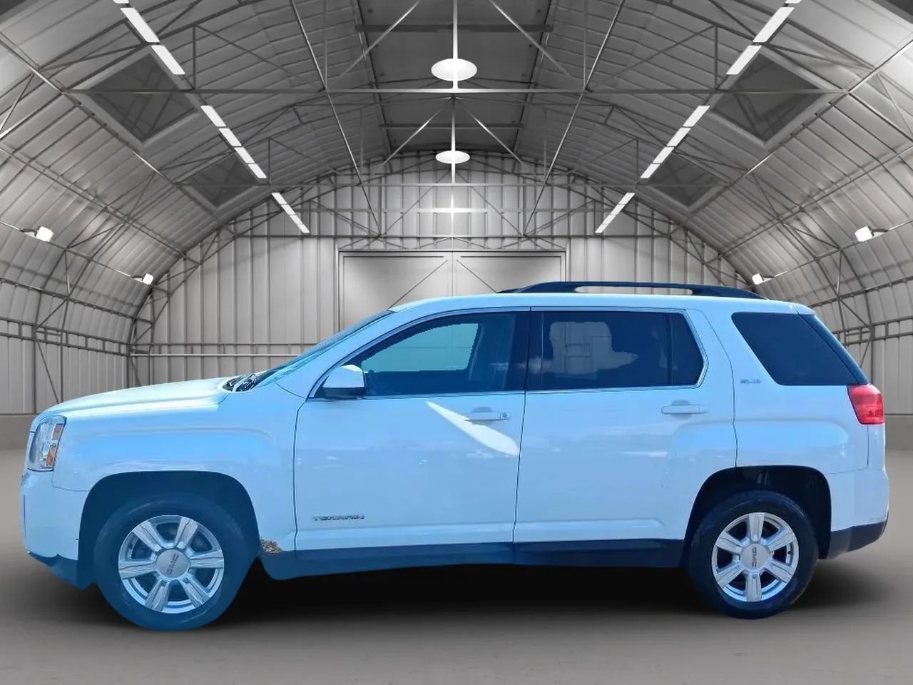 Used 2015 GMC Terrain SLE AWD/4WD image 2