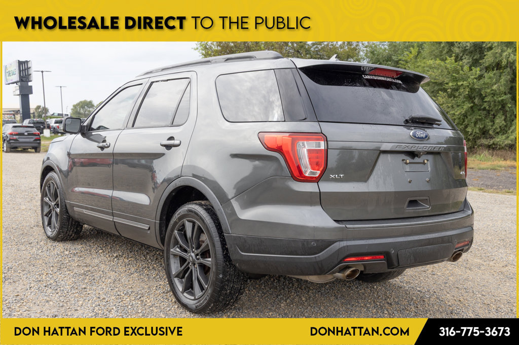 Used 2018 Ford Explorer XLT w/ Equipment Group 202A AWD/4WD image 24