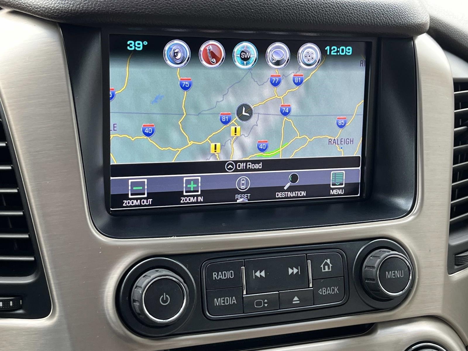 Used 2017 GMC Yukon Denali w/ Open Road Package image 41