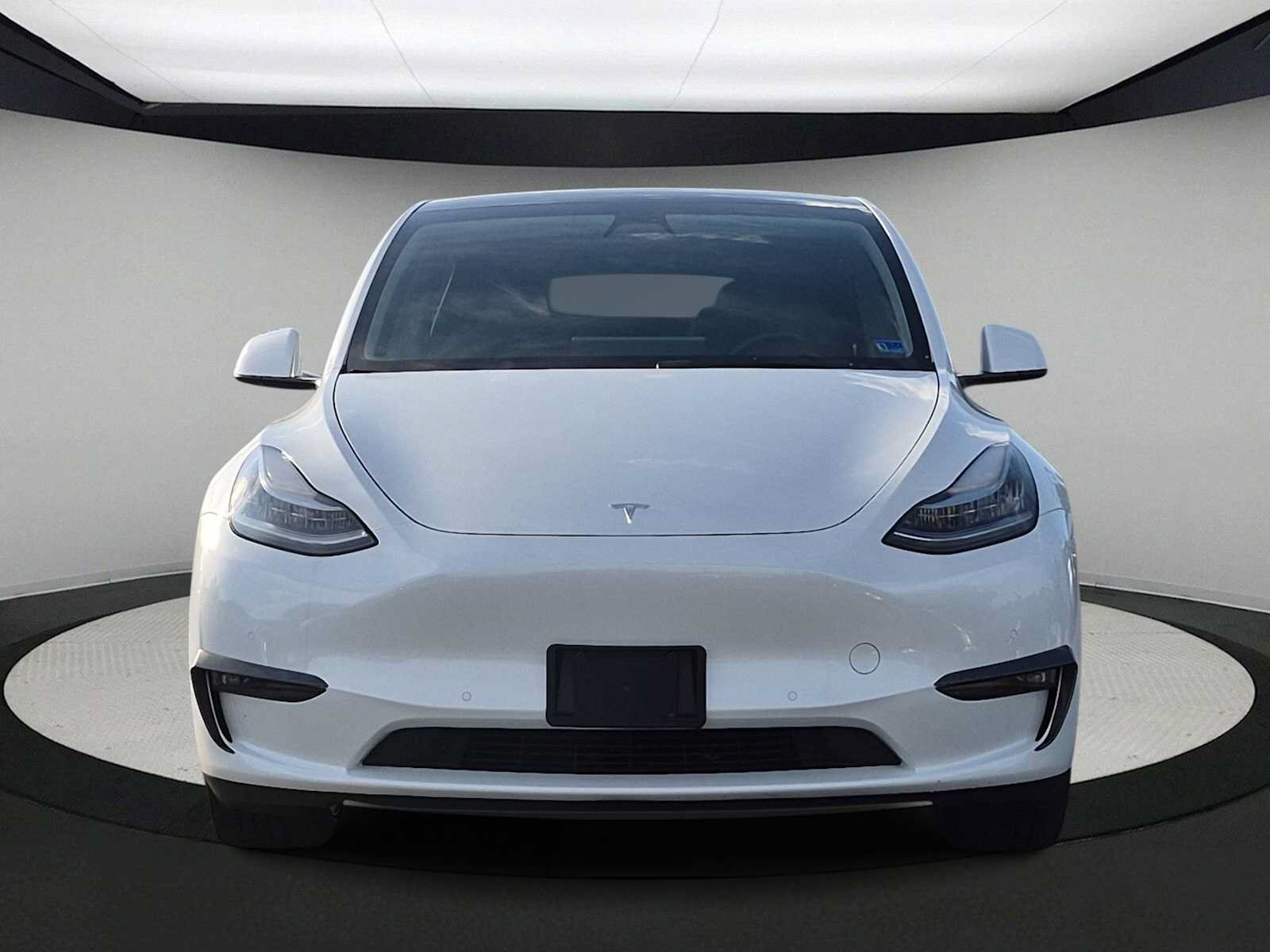 Used 2021 Tesla Model Y Long Range AWD/4WD image 3