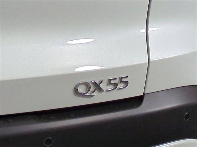 Certified 2025 INFINITI QX55 Essential image 8