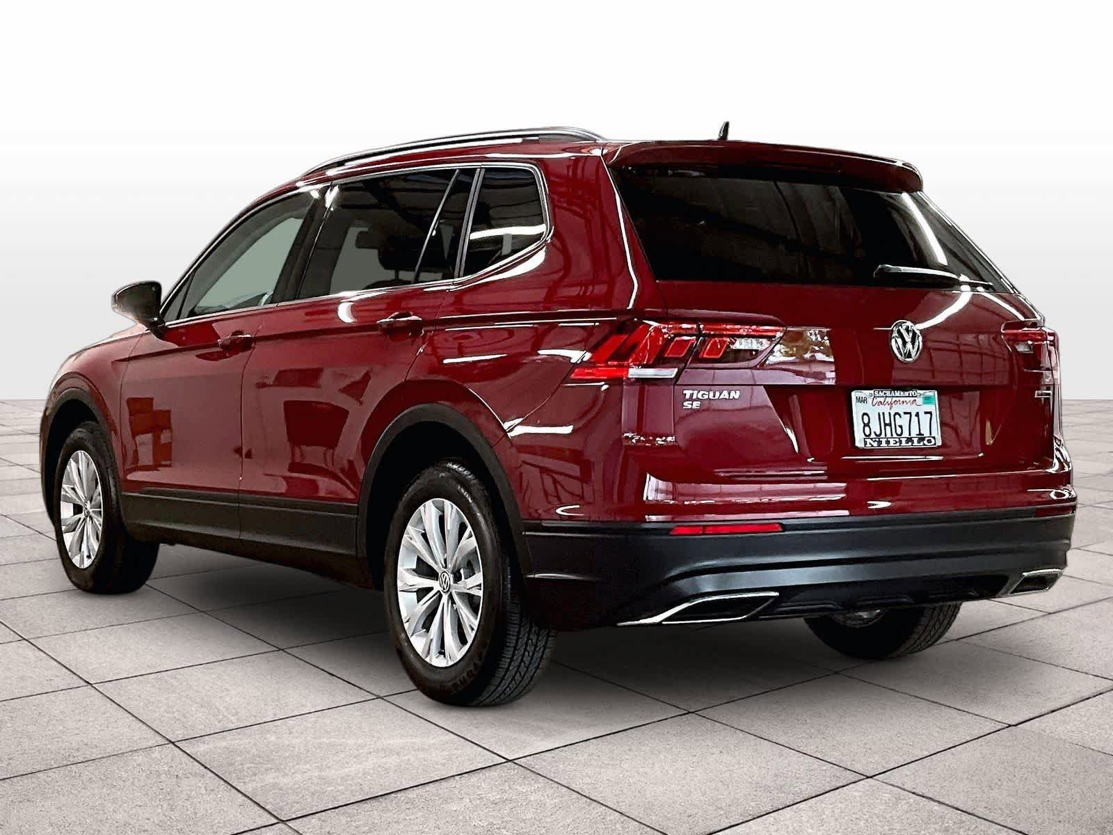 Used 2019 Volkswagen Tiguan SE w/ Panoramic Sunroof Package AWD/4WD image 14