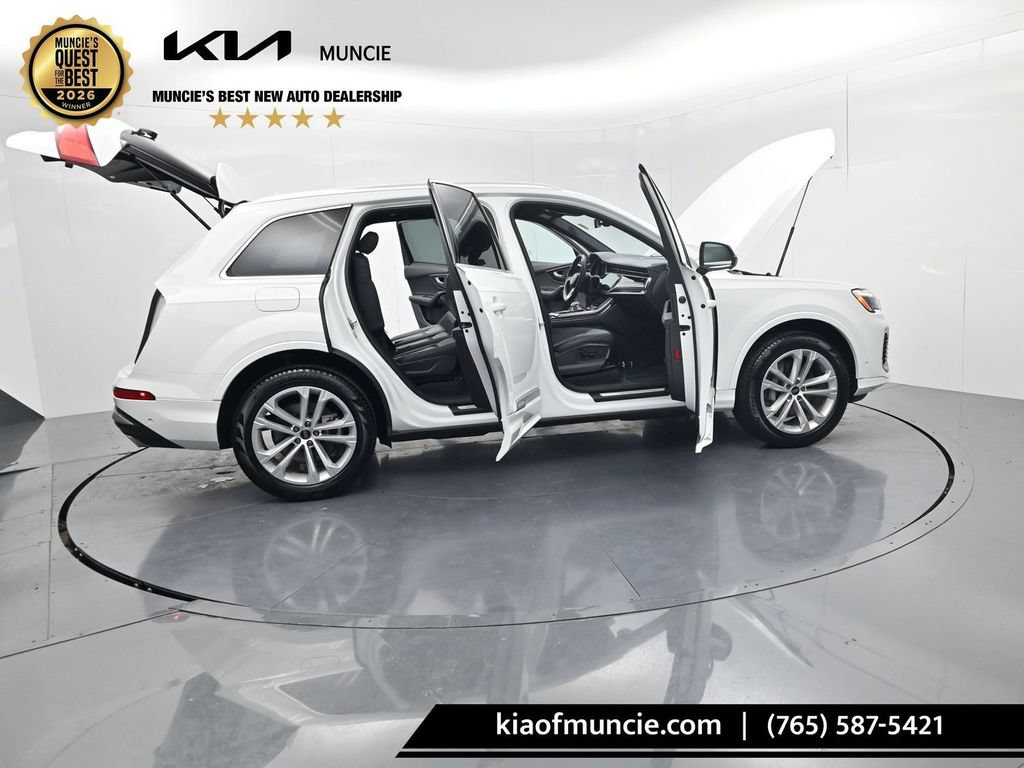 Used 2025 Audi Q7 3.0T Premium Plus AWD/4WD image 76