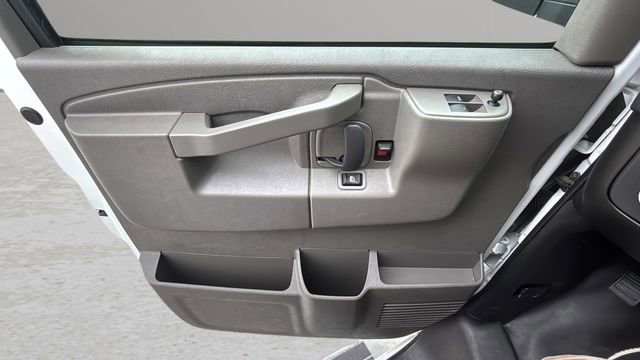 Used 2024 GMC Savana 2500 w/ Driver Convenience Package RWD image 19
