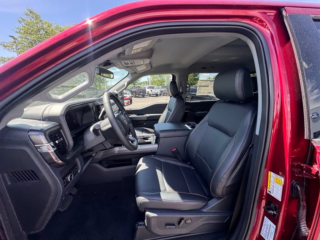 New 2026 Ford F350 Lariat w/ Black Appearance Package AWD/4WD image 11