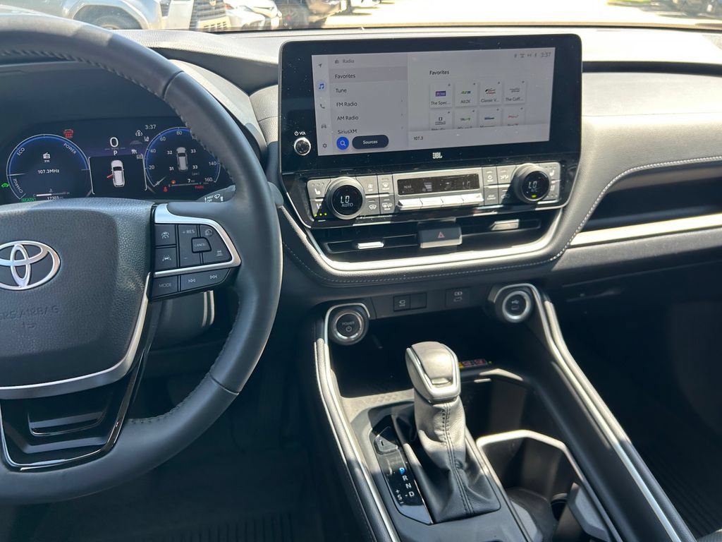 Certified 2025 Toyota Grand Highlander AWD Hybrid image 20