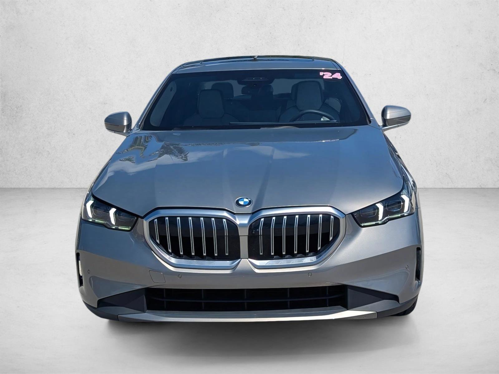 Certified 2024 BMW 530i xDrive w/ Premium Package AWD/4WD image 2