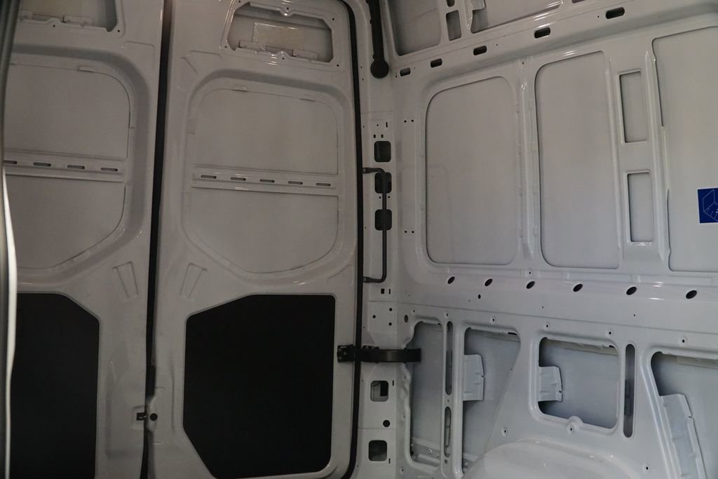 New 2025 Mercedes-Benz Sprinter 2500 image 10