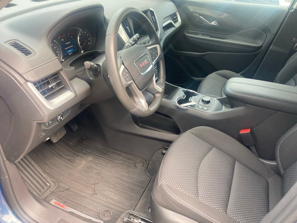 Certified 2024 GMC Terrain SLE w/ Driver Convenience Package FWD image 15