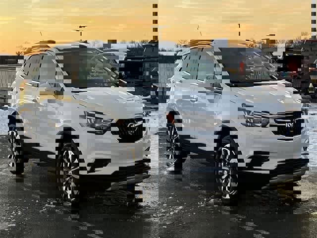 Used 2022 Buick Encore Preferred w/ Safety Package image 30