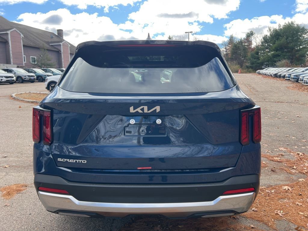 New 2026 Kia Sorento S w/ S Panoramic Sunroof Package image 3