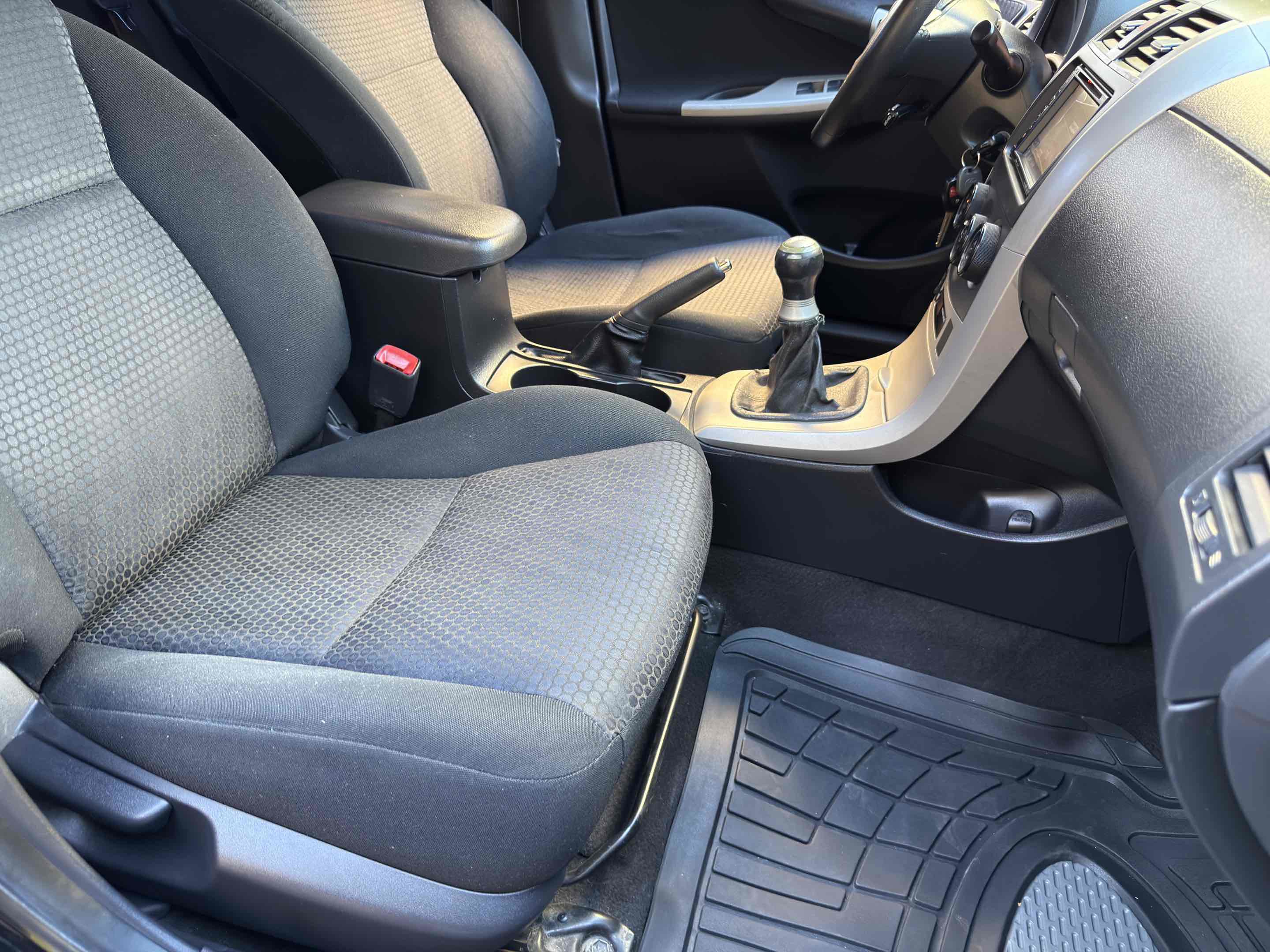 Used 2010 Toyota Corolla XRS image 48