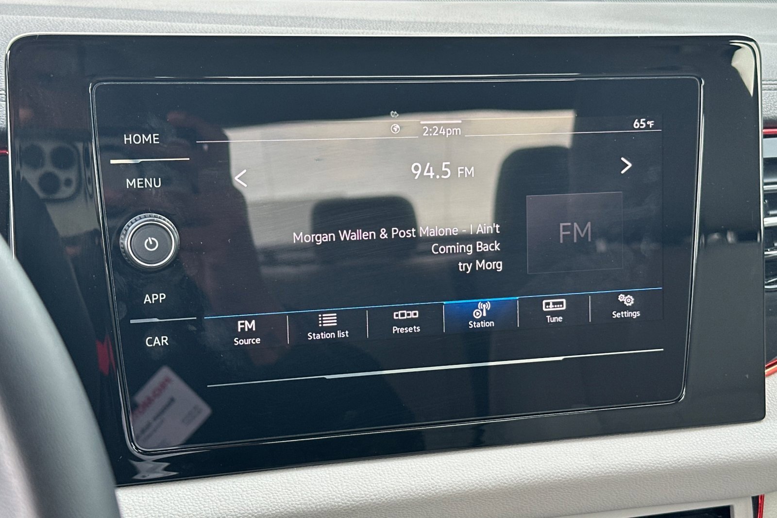 Used 2025 Volkswagen Jetta S image 21