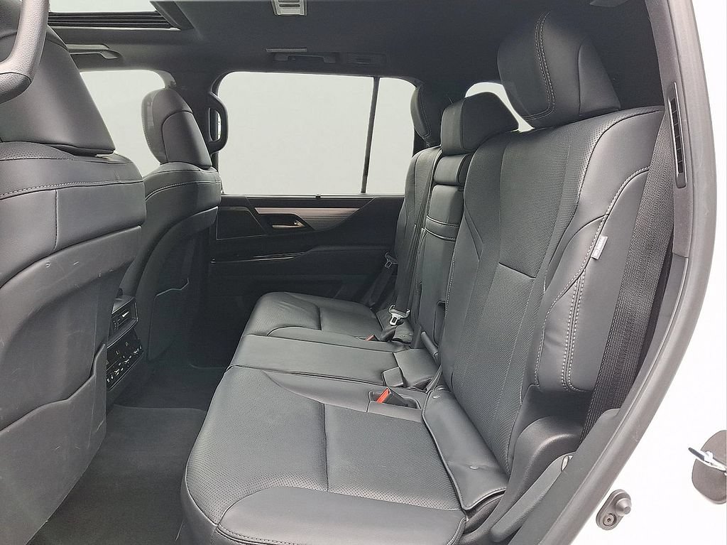 Used 2024 Lexus LX 600 F Sport AWD/4WD image 15