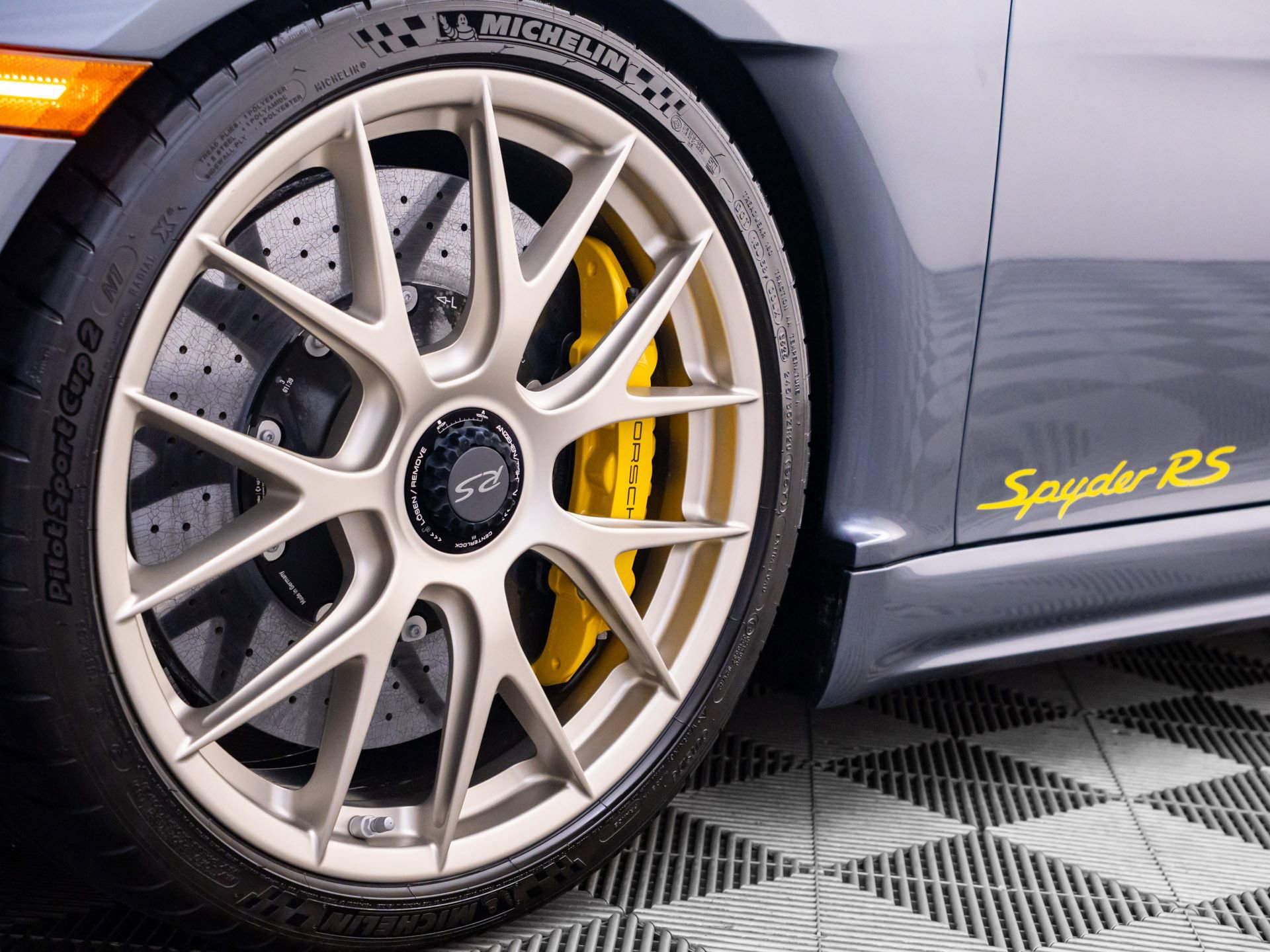 Certified 2025 Porsche 718 Boxster Spyder RS RWD image 49