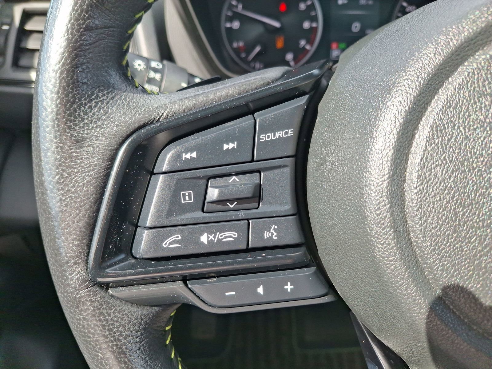 Used 2023 Subaru Ascent Onyx Edition Limited AWD/4WD image 16