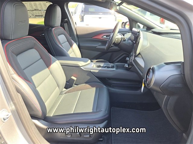 New 2025 Chevrolet Equinox EV RS w/ Convenience Package II image 15