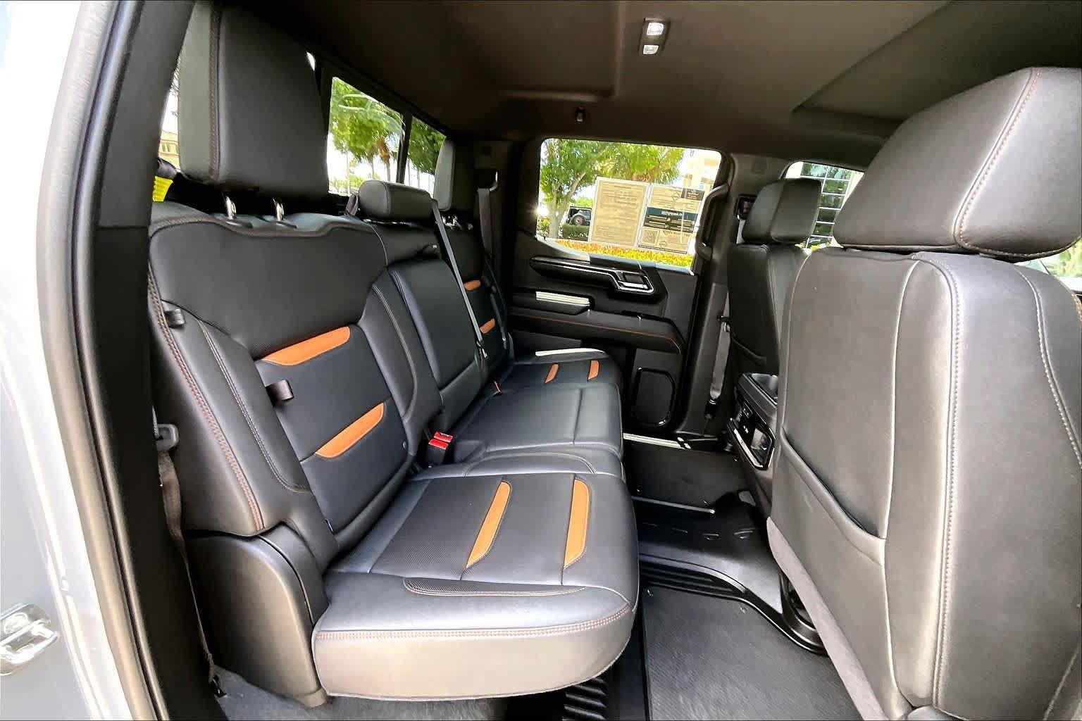 Used 2024 GMC Sierra 1500 AT4 w/ AT4 Premium Package AWD/4WD image 20