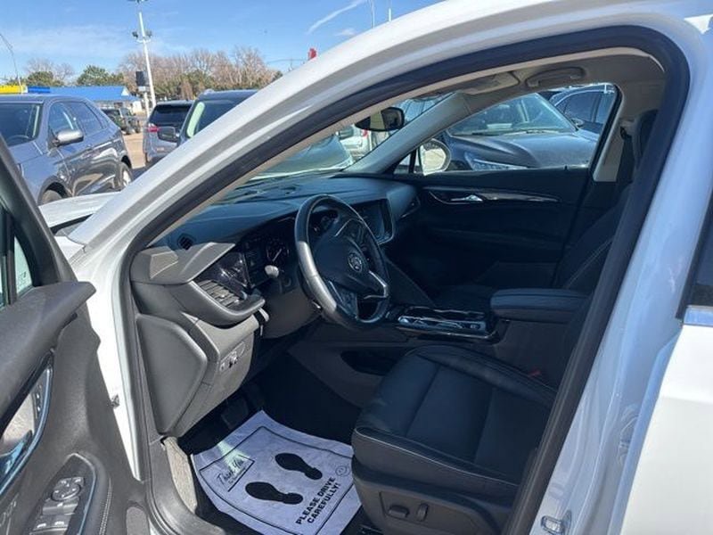 Used 2023 Buick Envision Essence AWD/4WD image 7