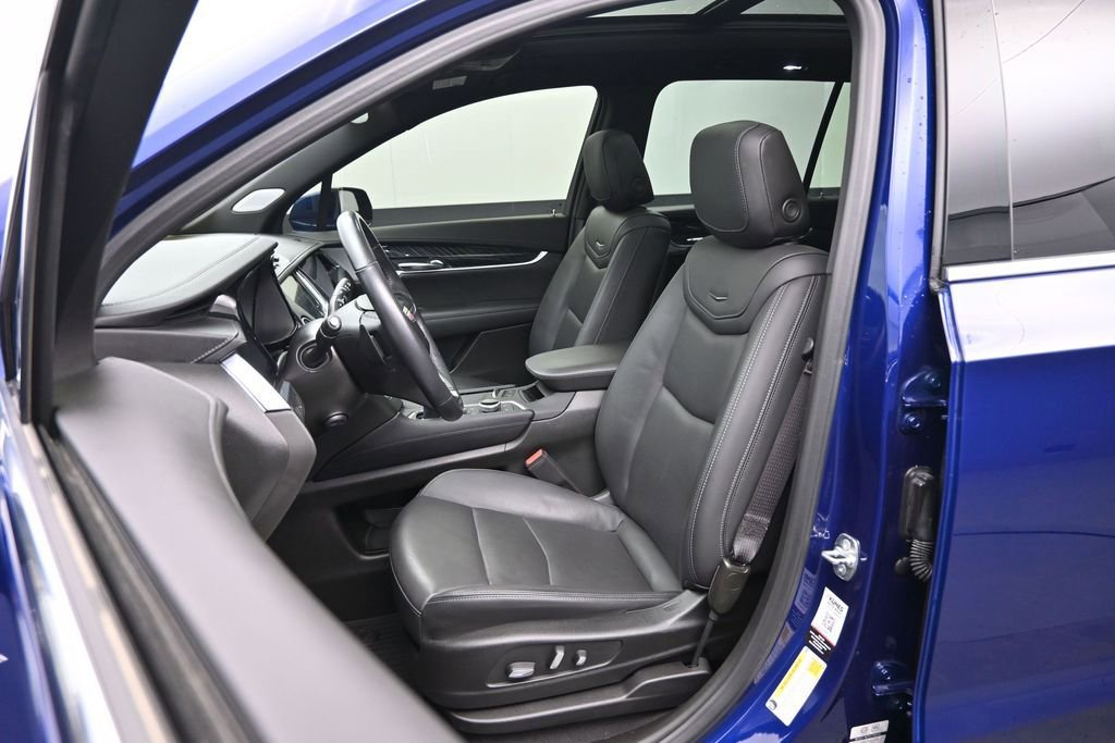 Used 2024 Cadillac XT6 Premium Luxury AWD/4WD image 21