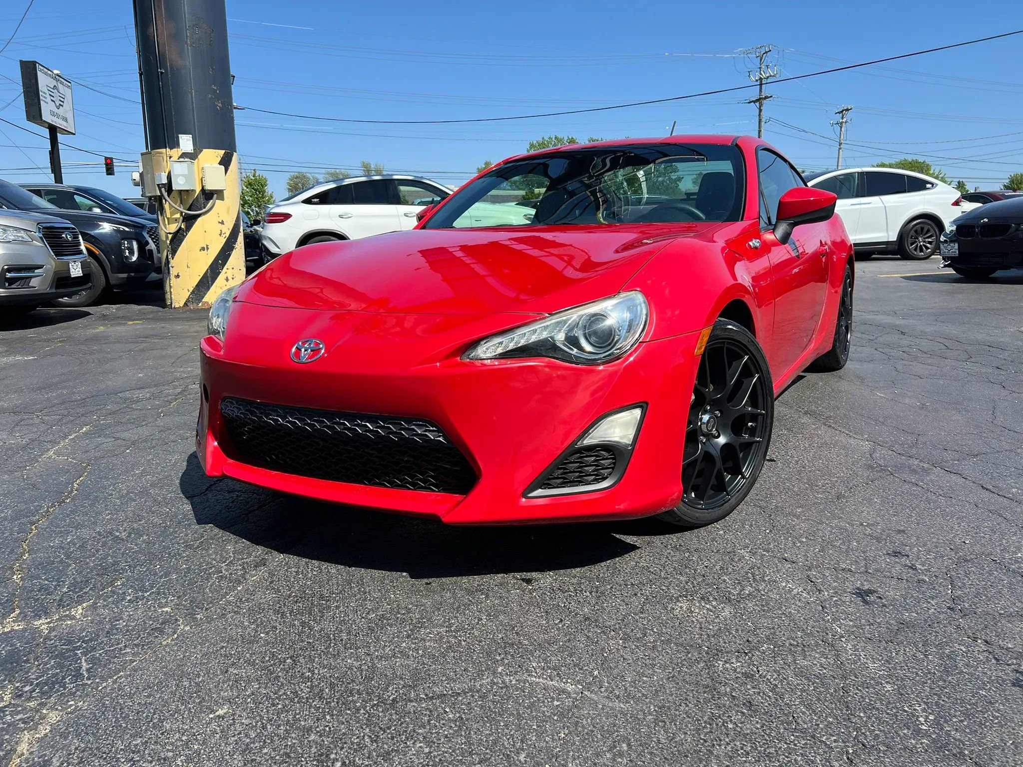 Used 2014 Scion FR-S Monogram Series RWD image 2