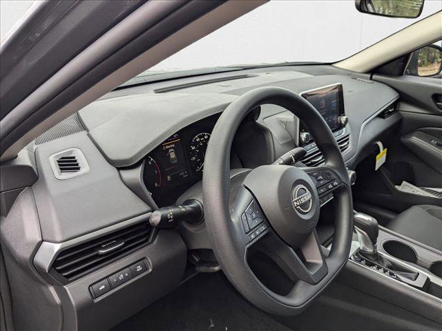 New 2025 Nissan Altima 2.5 S FWD image 3