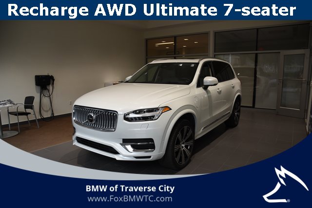 Used 2023 Volvo XC90 T8 Ultimate w/ Lounge Package video 1