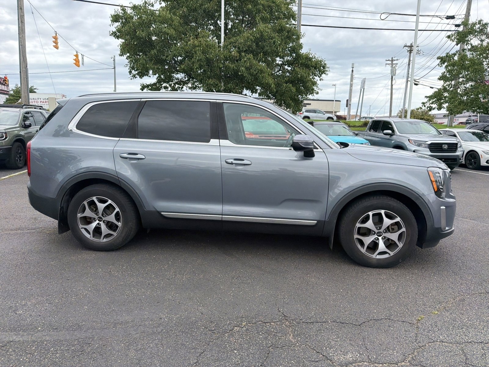 Used 2020 Kia Telluride EX AWD/4WD image 30