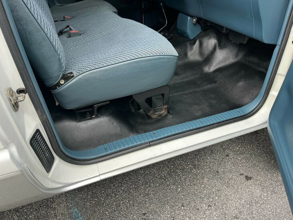 Used 1997 Dodge Ram 2500 Truck 4x4 Regular Cab image 31