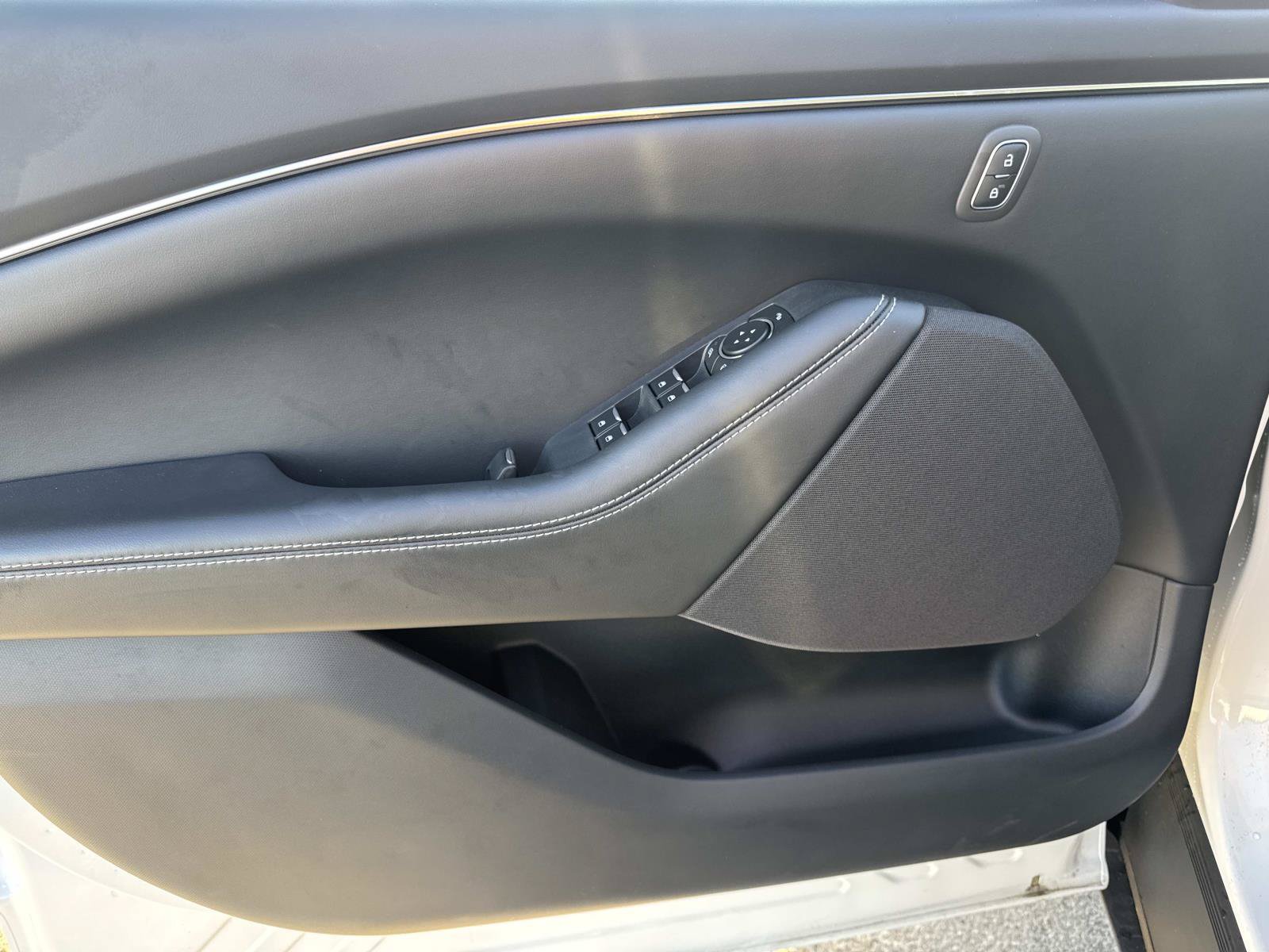 New 2026 Ford Mustang Mach-E Select RWD image 16