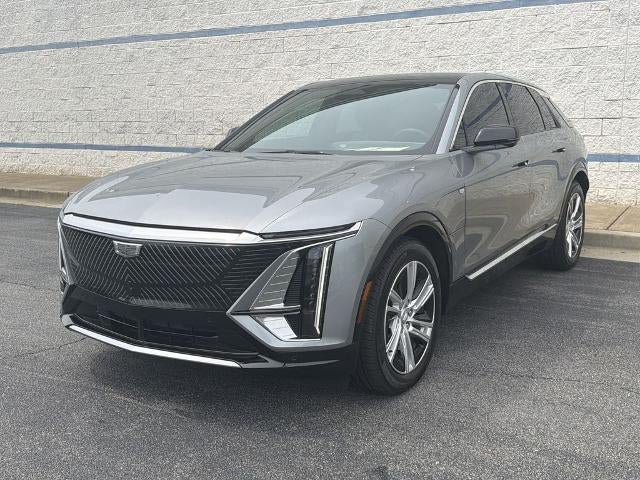 Certified 2024 Cadillac Lyriq Tech w/ Driver Assist Package AWD/4WD image 3