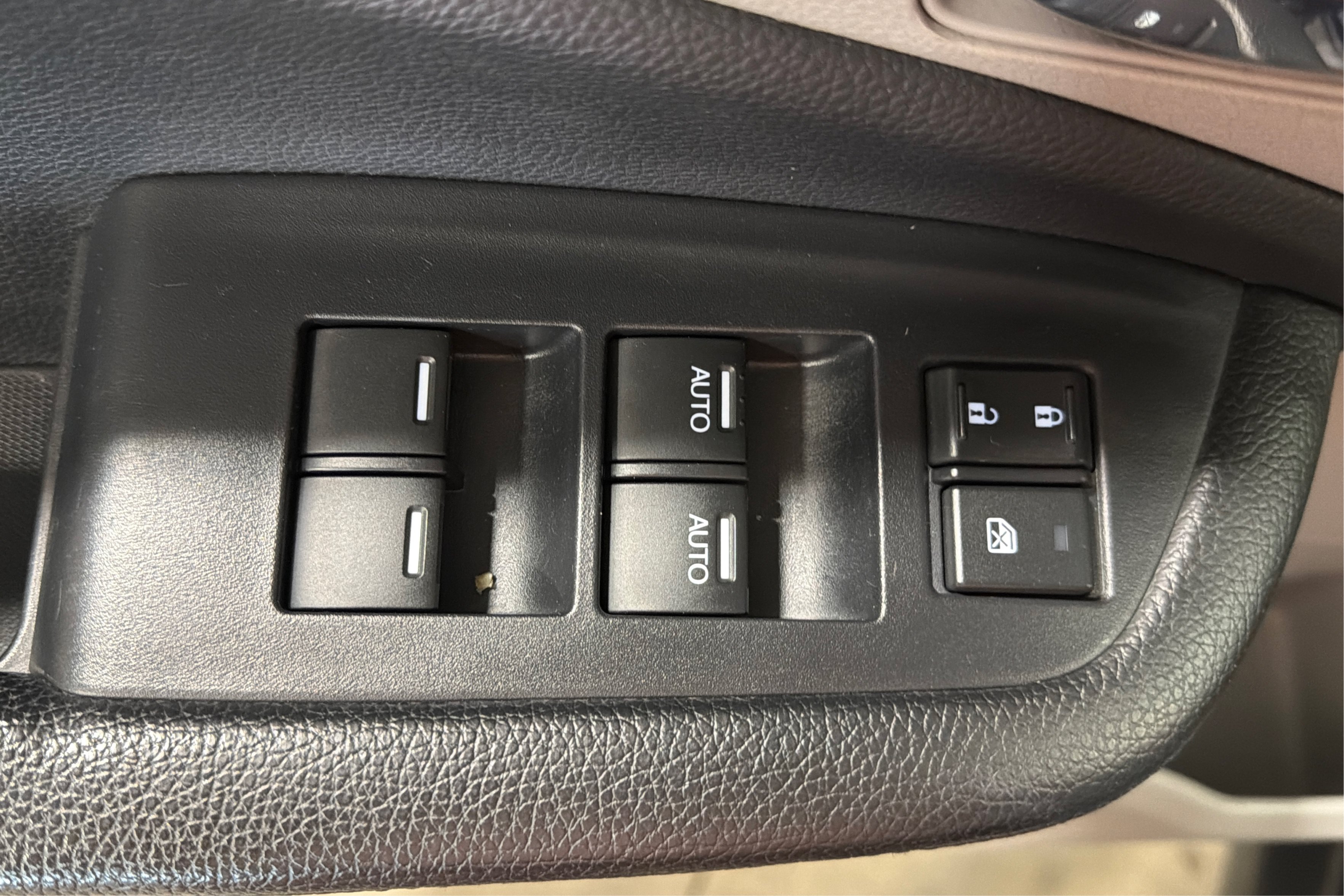 Used 2020 Honda Pilot EX-L image 16