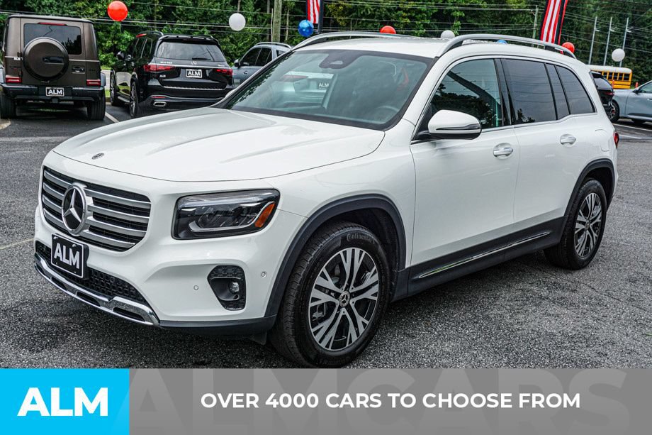 Used 2024 Mercedes-Benz GLB 250 image 2