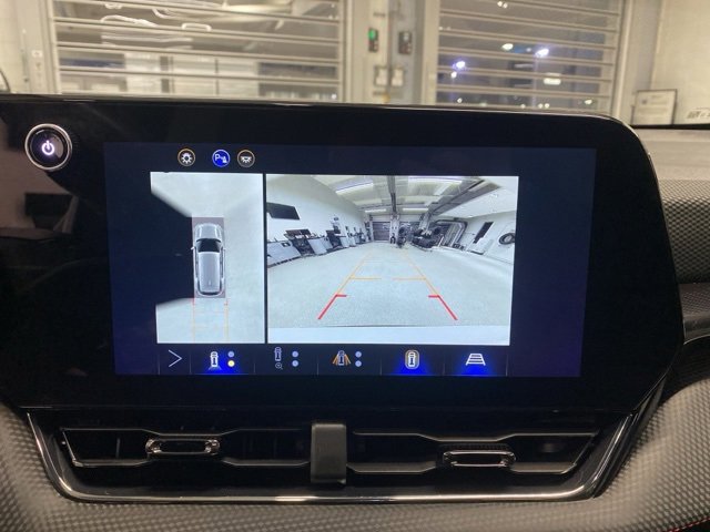 Certified 2025 Chevrolet Equinox RS w/ Safety and Technology Package image 25