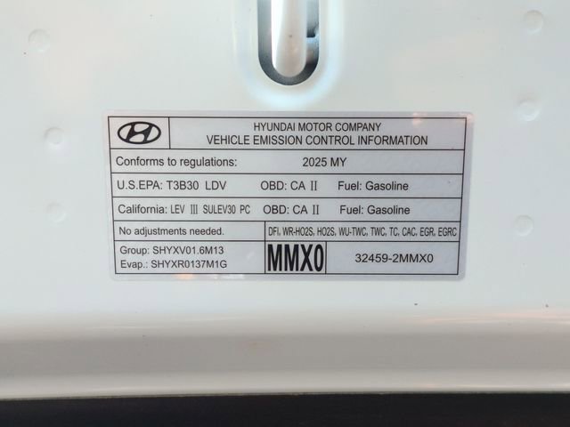 Used 2025 Hyundai Santa Fe SEL FWD image 33